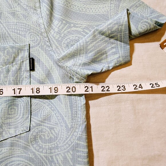 Dockers Men's Small Short Sleeve Button-down Hawaiian Design Shirt NWT - Picture 4 of 14